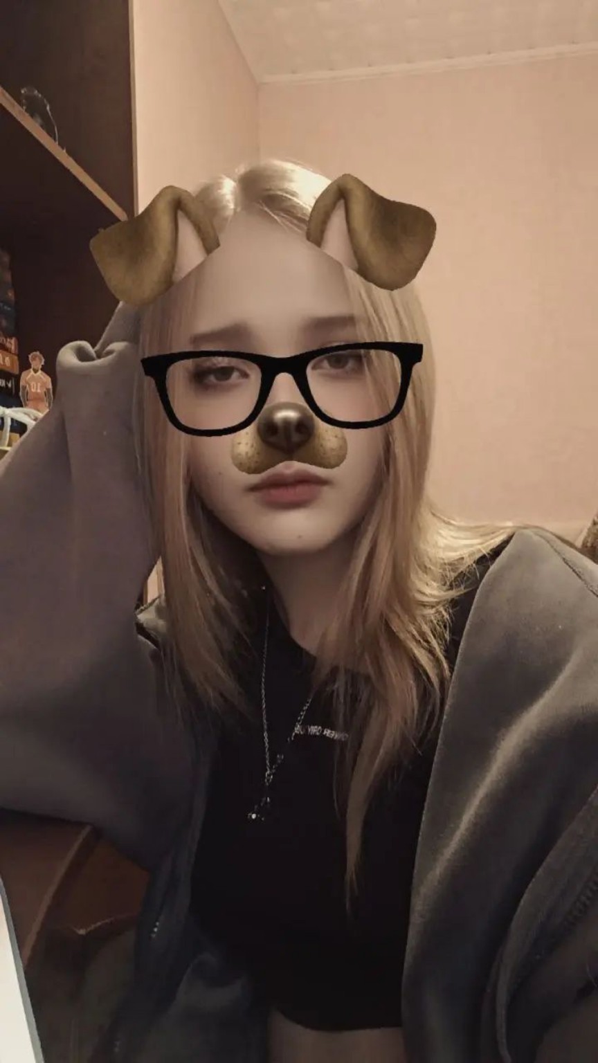 Изображение задачи: Сгенерируй мне рядом парня который мне подходит. Н