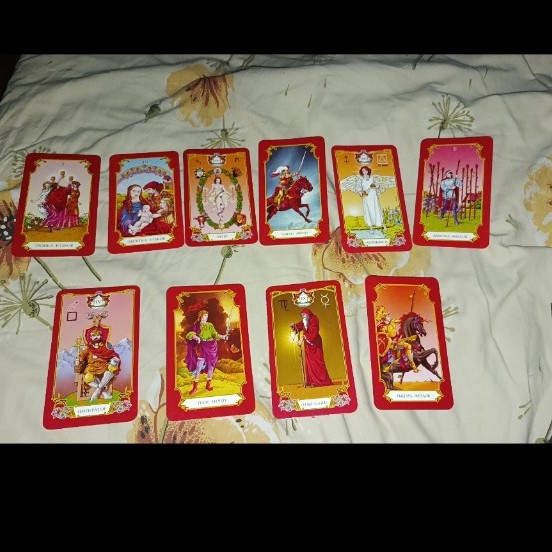 Изображение задачи: Реши задачу: Сделай рассклад таро на 10 карт  
Воп