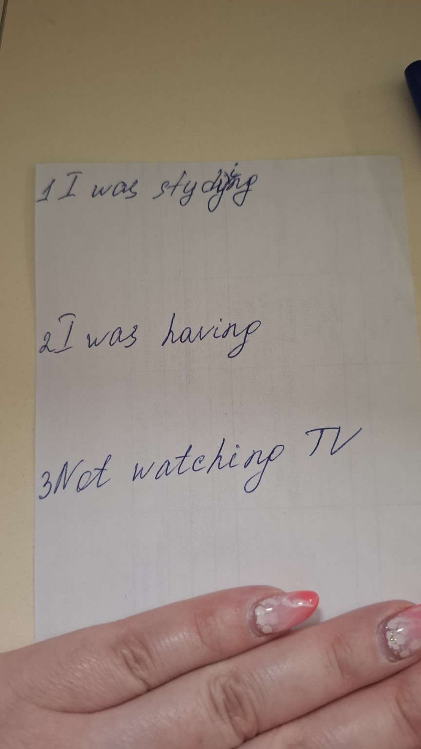 Изображение задачи: Составить предложения  в настоящем или прошедшем д