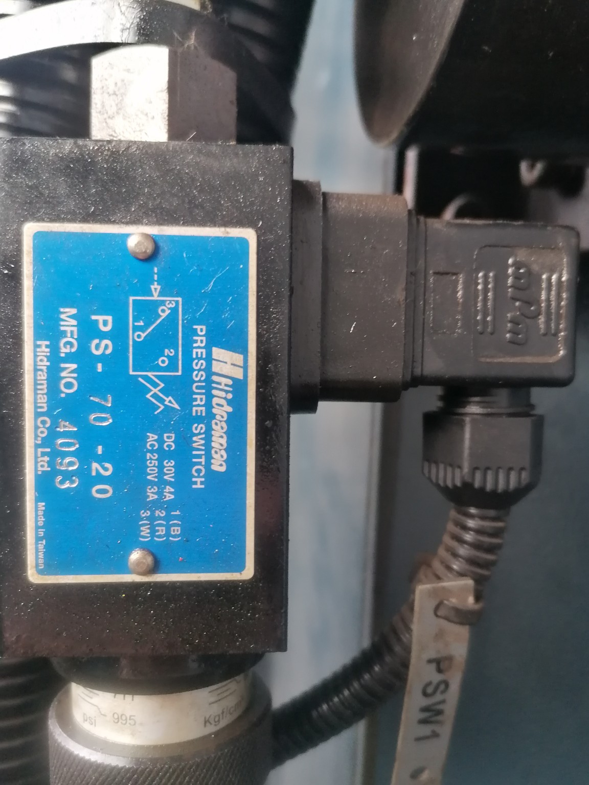 Изображение задачи: Что это за датчик и как его регулировать