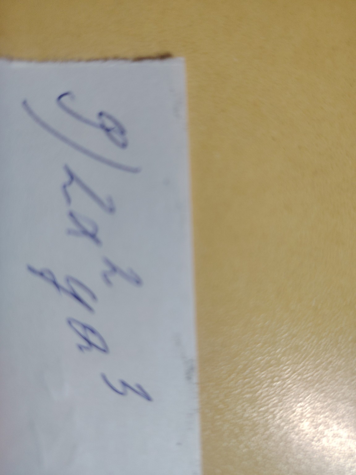 Изображение задачи: Реши задачу: Возвести одночлен в квадрат Реши зада