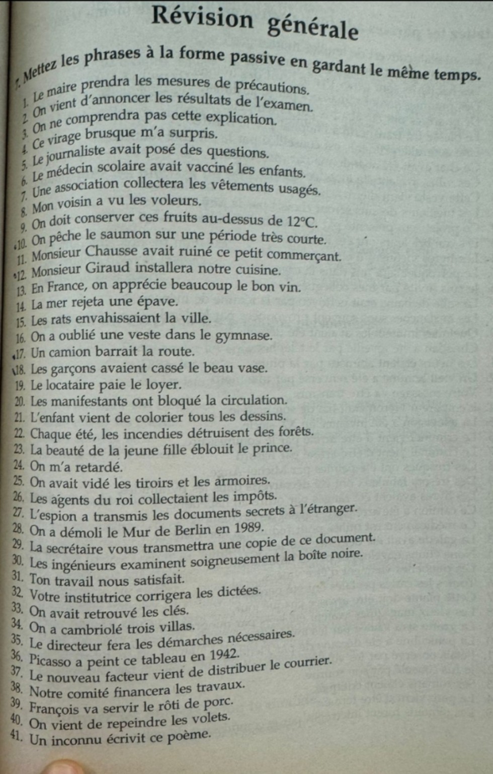 Изображение задачи: Реши задачу: Выполнить задания на французском