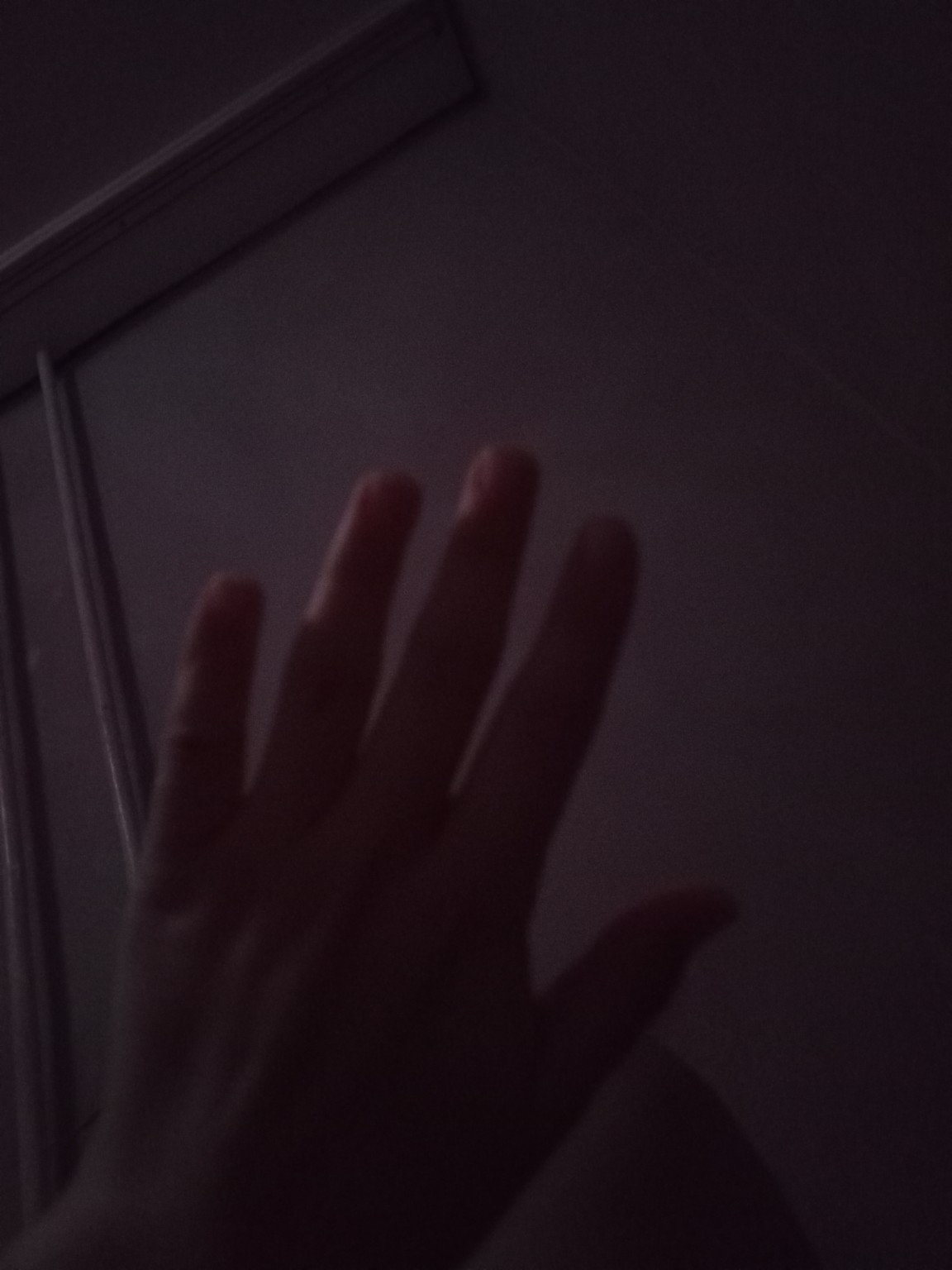 Изображение задачи: Какого цвета ногтей мне делать Реши задачу: 1 вари