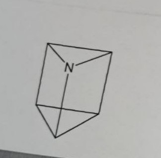 Изображение задачи: Реши задачу: Дай название по ИЮПАК